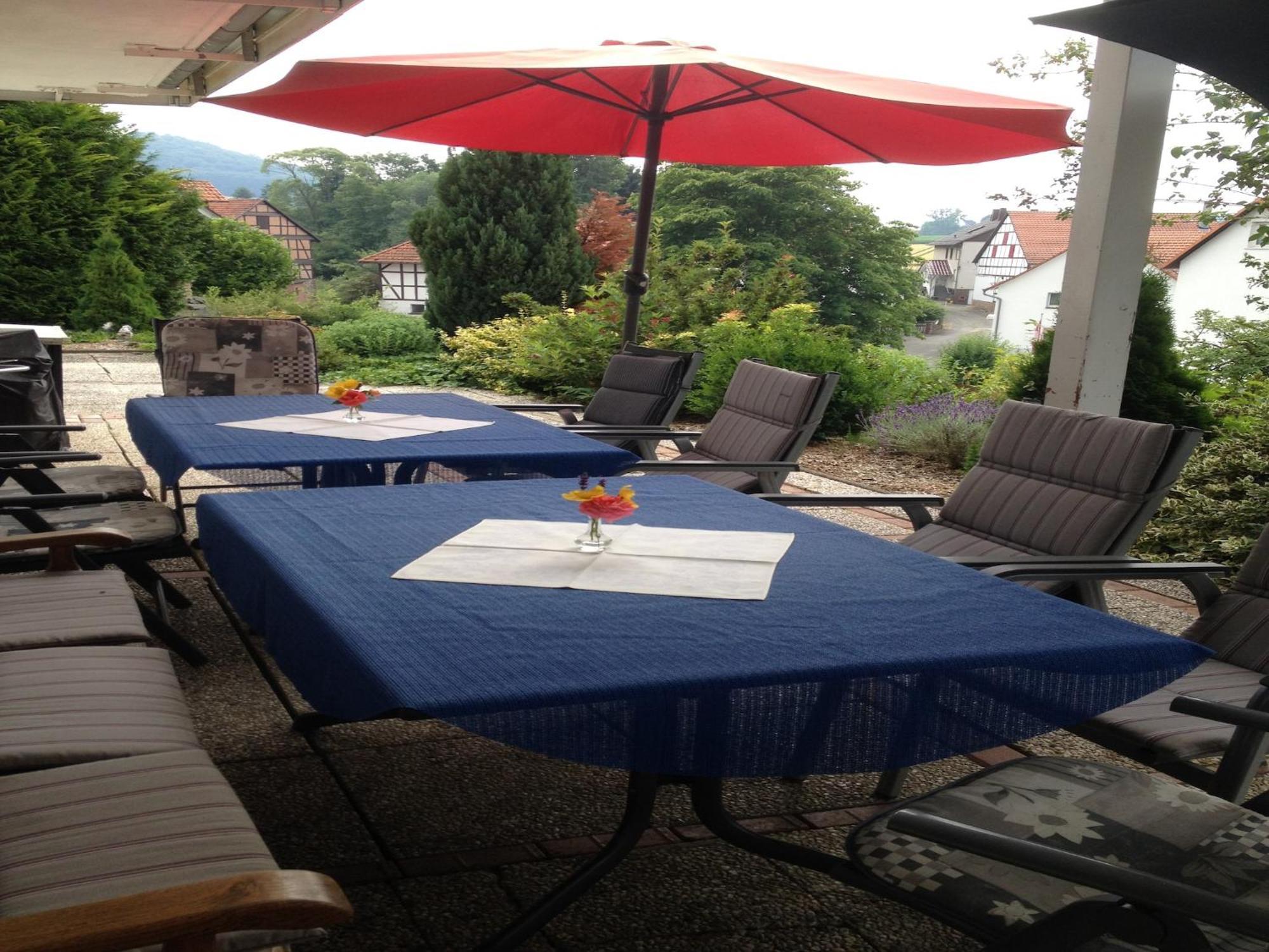Large Detached Holiday Home In Hesse With Private Garden And Terrace Homberg  Eksteriør bilde